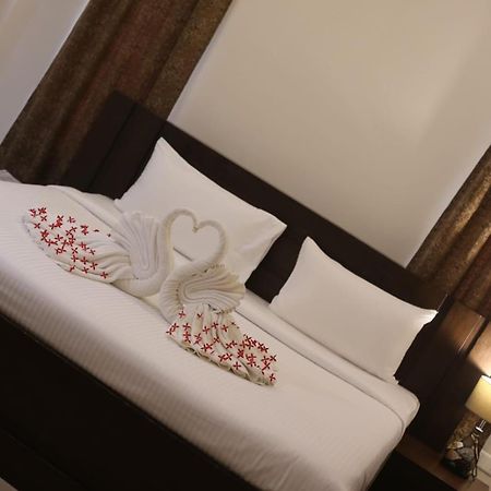Aroma Ayur Heritage Mattanur ภายนอก รูปภาพ